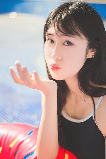 少妇厨房愉情干柴烈火偷爱的意思